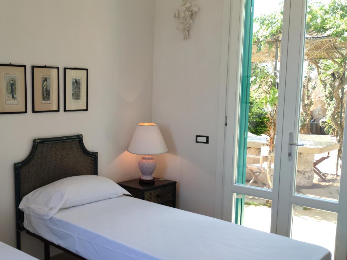 Finestra Sul Mare Aparthotel Favignana Eksteriør bilde